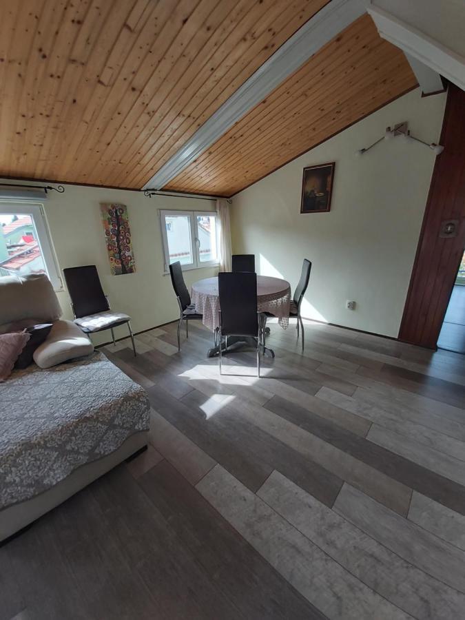 Apartment Malvina *